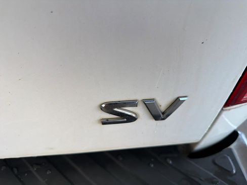 Used 2020 Nissan Frontier SV RWD image 15