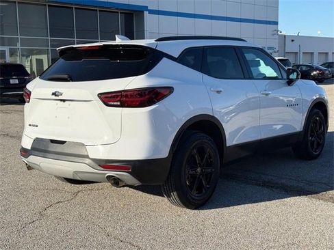 Used 2023 Chevrolet Blazer LT w/ Midnight/Sport Edition image 5