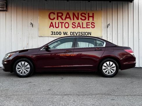 Used 2011 Honda Accord LX image 2