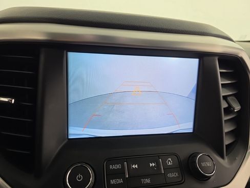 Used 2018 GMC Acadia SLT image 21