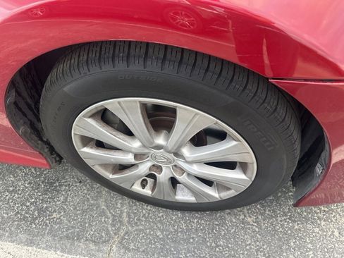 Used 2016 Lexus GS 200t image 5