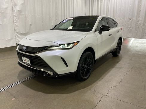 Certified 2024 Toyota Venza Nightshade image 6