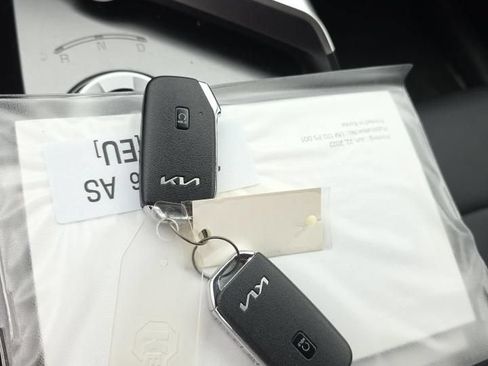 Used 2023 Kia EV6 Wind AWD/4WD image 16