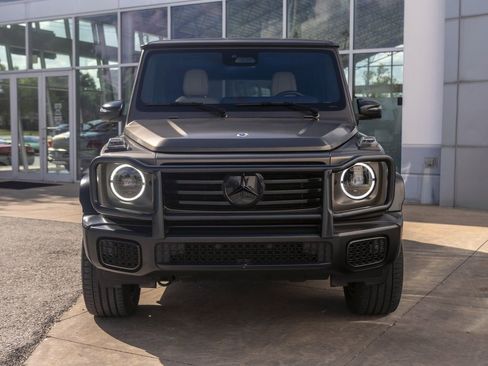Used 2025 Mercedes-Benz G 550 image 11