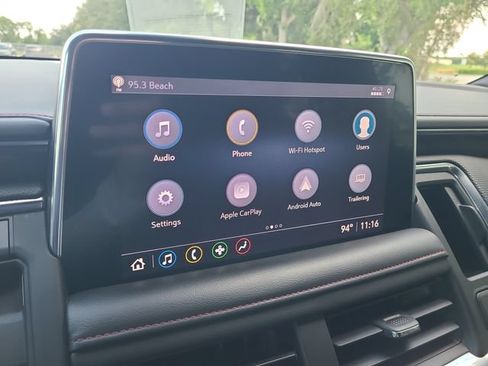 Used 2021 Chevrolet Suburban RST RWD image 25