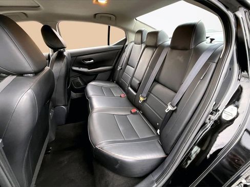 Used 2022 Nissan Sentra SR w/ Trunk Package image 20