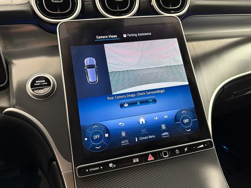 Used 2024 Mercedes-Benz GLC 300 4MATIC image 28