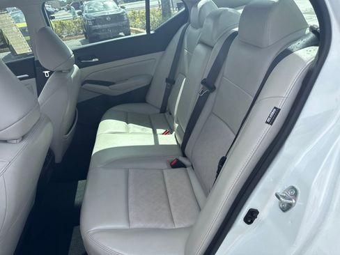 Certified 2024 Nissan Altima 2.5 SL image 28