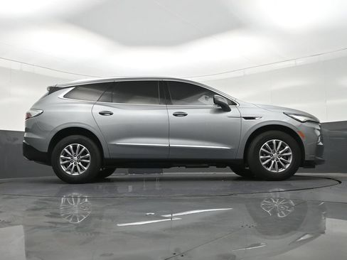 Used 2024 Buick Enclave Essence w/ Technology Package FWD image 29