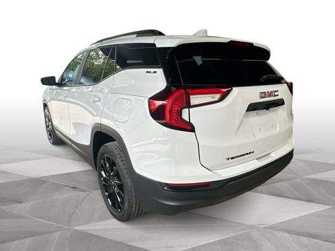 Used 2023 GMC Terrain SLE w/ Driver Convenience Package FWD image 6