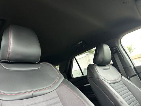 New 2026 Ford Explorer ST-Line w/ ST-Line Street Pack image 14