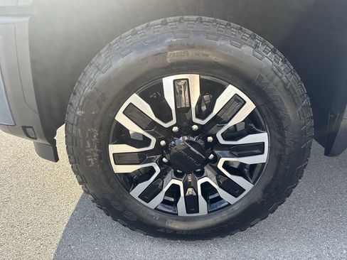 New 2026 GMC Sierra 2500 Denali Ultimate AWD/4WD image 19
