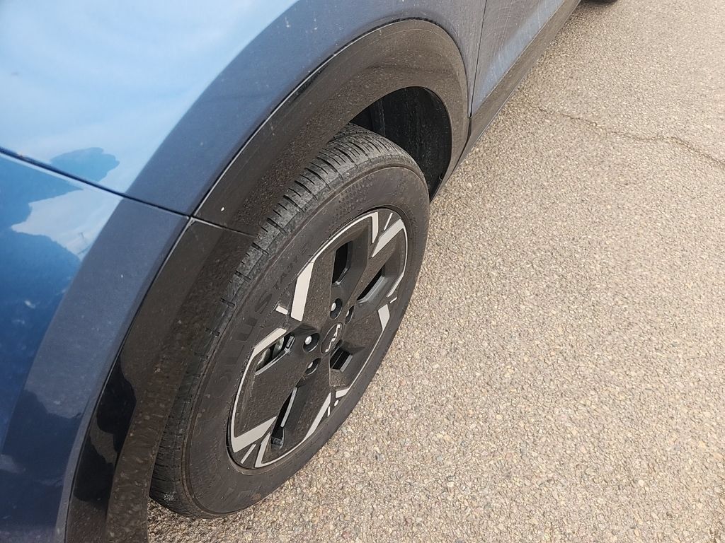 Certified 2024 Kia Niro Wind FWD image 8