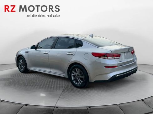 Used 2020 Kia Optima LX image 3