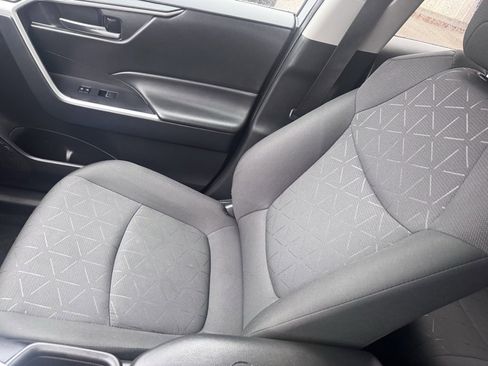 Used 2024 Toyota RAV4 XLE image 29