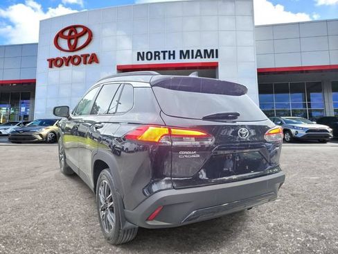 Used 2026 Toyota Corolla Cross XLE w/ Convenience Package FWD image 3