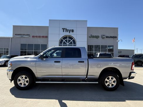 Used 2022 RAM 2500 Big Horn w/ Snow Chief Group image 35