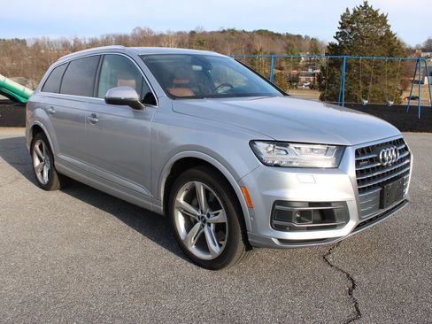 Used 2019 Audi Q7 3.0T Prestige image 2