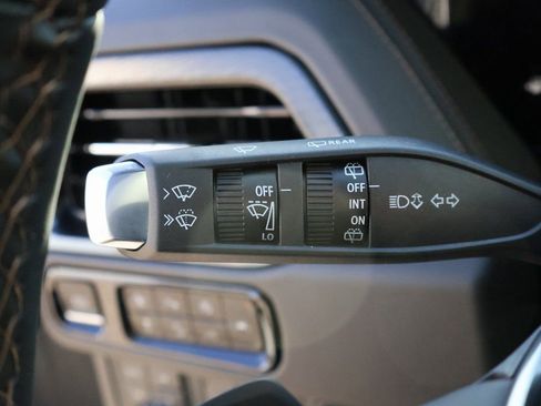 New 2026 GMC Yukon XL AT4 w/ AT4 Premium Plus Package AWD/4WD image 44