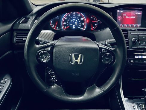 Used 2017 Honda Accord Sport image 23