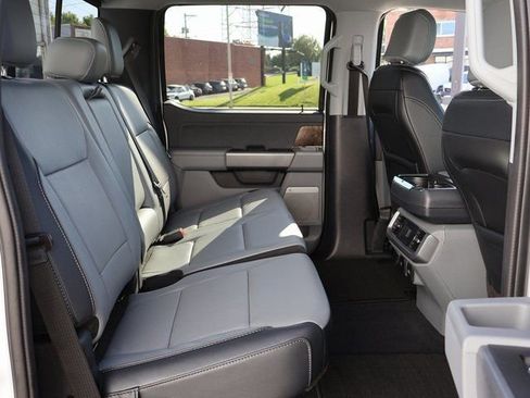 Used 2023 Ford F150 Lariat AWD/4WD image 11