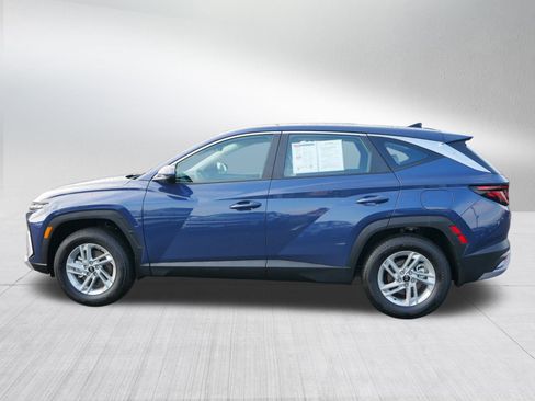 Certified 2025 Hyundai Tucson SE image 4