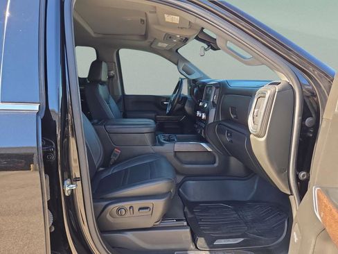 Used 2023 GMC Sierra 3500 Denali w/ Denali Ultimate Package image 28