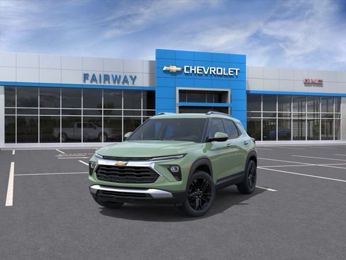 New 2026 Chevrolet TrailBlazer LT w/ Convenience Package AWD/4WD image 8
