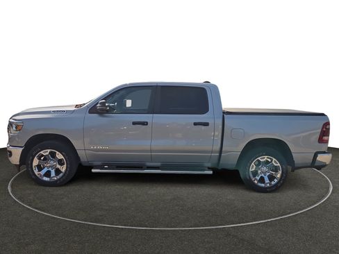 Used 2023 RAM 1500 Big Horn AWD/4WD image 2