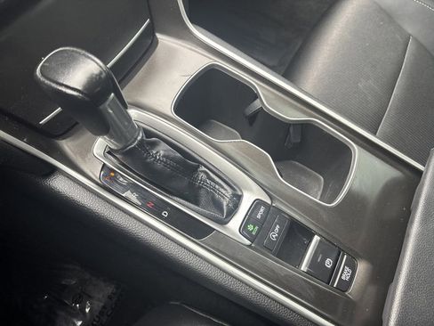 Used 2021 Honda Accord Sport image 19