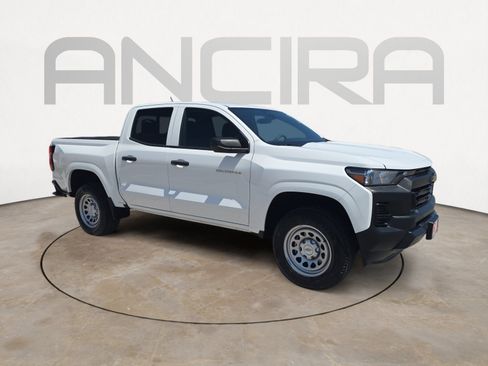 Used 2023 Chevrolet Colorado W/T w/ WT Convenience Package RWD image 4