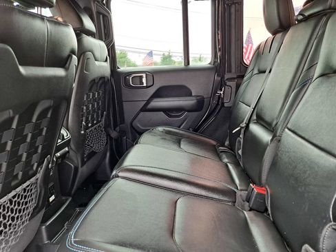 Used 2023 Jeep Wrangler Unlimited Rubicon 4xe w/ Steel Bumper Group AWD/4WD image 13