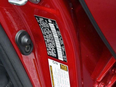 Used 2025 Toyota Crown Signia Limited w/ Advanced Technology Package image 41