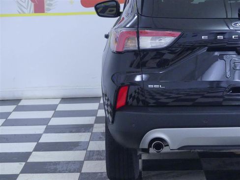 Used 2022 Ford Escape SEL image 34