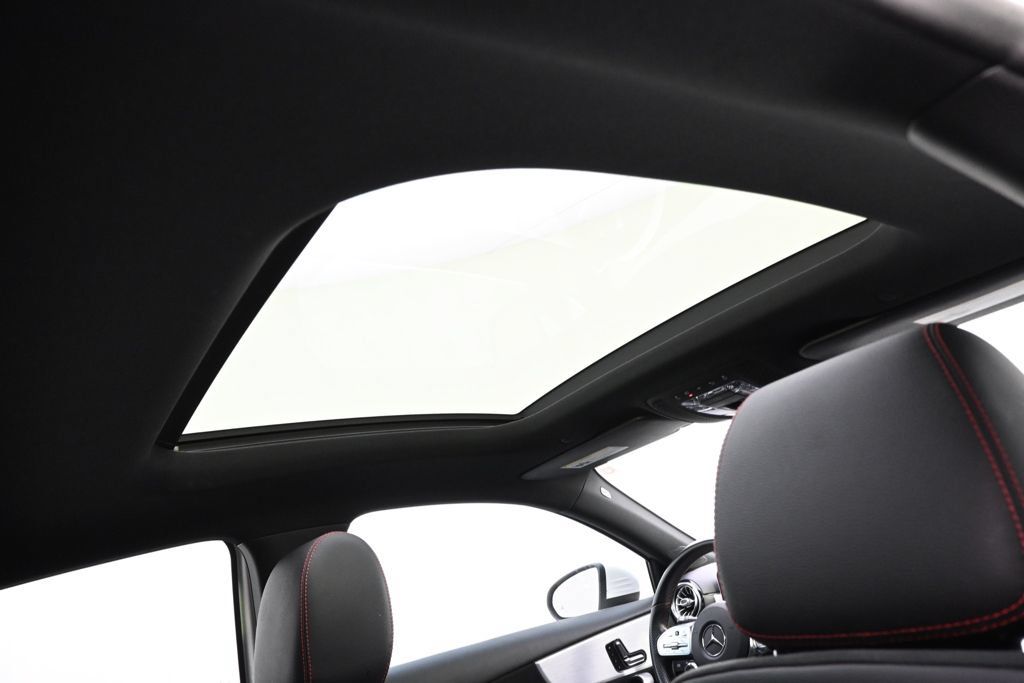 Used 2020 Mercedes-Benz A 35 AMG 4MATIC image 17