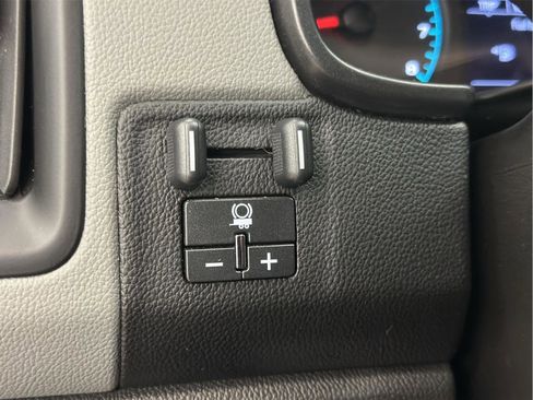 Certified 2022 Chevrolet Colorado W/T w/ WT Convenience Package image 31