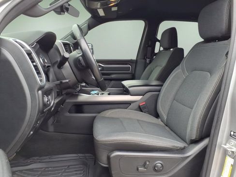 Used 2022 RAM 1500 Big Horn AWD/4WD image 2