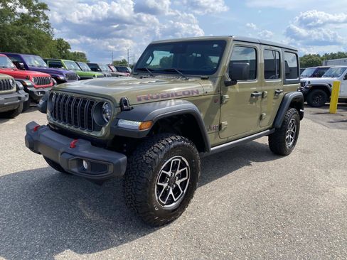 Certified 2026 Jeep Wrangler Unlimited Rubicon AWD/4WD image 8