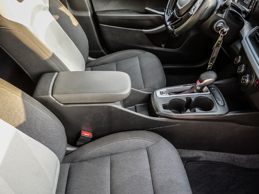 Used 2025 Chevrolet Trax RS w/ Sunroof Package FWD image 16