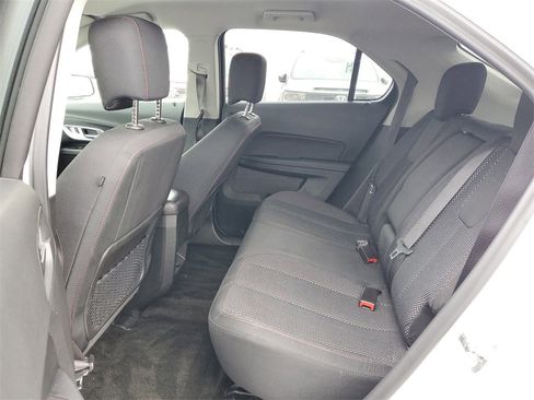 Used 2017 Chevrolet Equinox LT w/ Convenience Package image 13