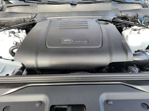 New 2025 Land Rover Discovery S AWD/4WD image 30
