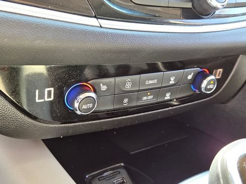 Used 2021 Buick Enclave Essence w/ Sound and Sites Package FWD image 22