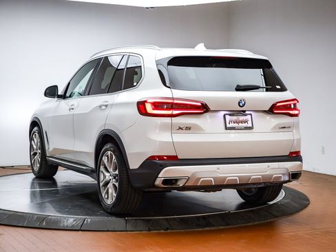 Used 2023 BMW X5 xDrive40i image 9