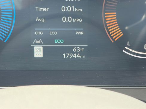 Used 2025 Hyundai Sonata SEL image 40