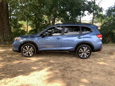 Used 2019 Subaru Forester Limited AWD/4WD image 4