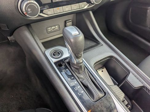 Used 2023 Nissan Sentra SV image 13