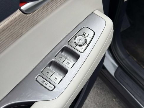Used 2021 Hyundai Palisade SEL w/ Premium Package AWD/4WD image 19