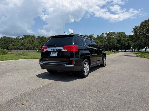 Used 2017 GMC Terrain SLE w/ Convenience Package FWD image 5