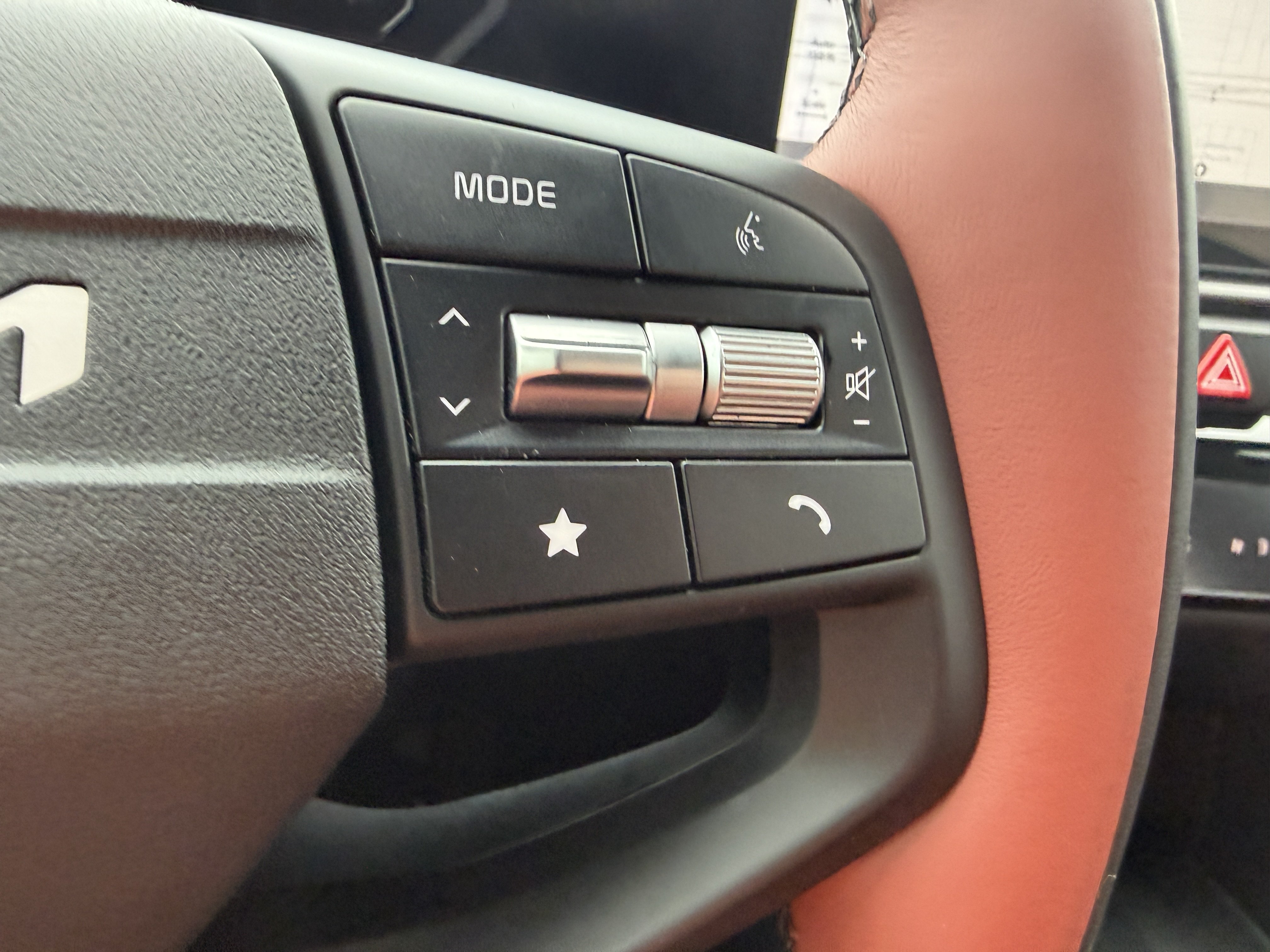 New 2026 Kia Sportage SX FWD image 27