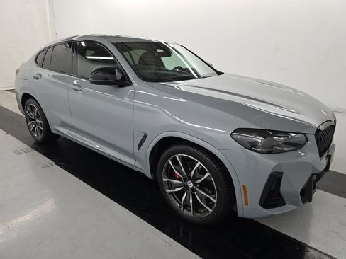 Used 2023 BMW X4 M40i w/ Premium Package image 5